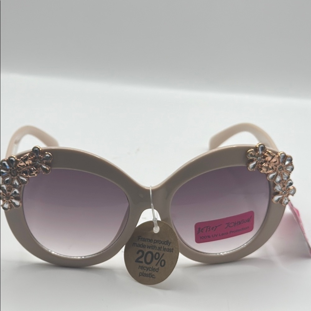 Betsey Johnson Pink Round Floral Embellished Sunglasses - Picture 2 of 11